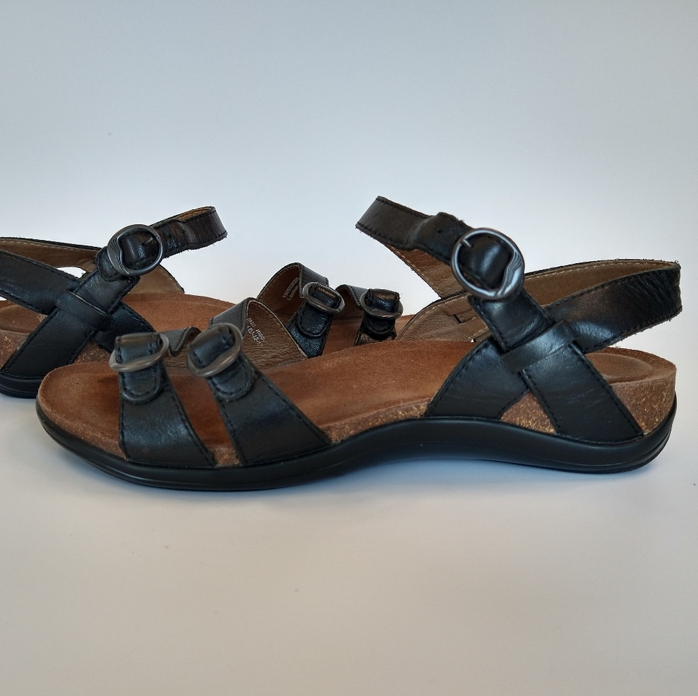 DANSKO LEATHER SANDALS - JANIS - SIZE EUR 39